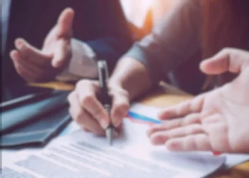 Acompanhamento e Gerenciamento de Contratos e Acordos Comerciais